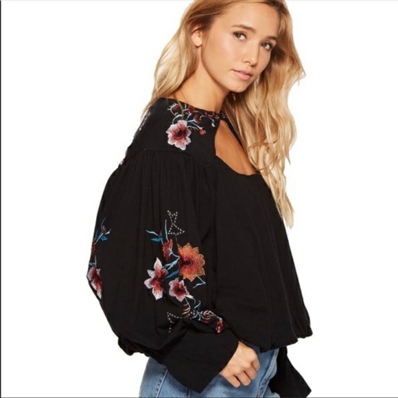 Free People Tops - 🔥🔥Free People Embroidered Lita Top